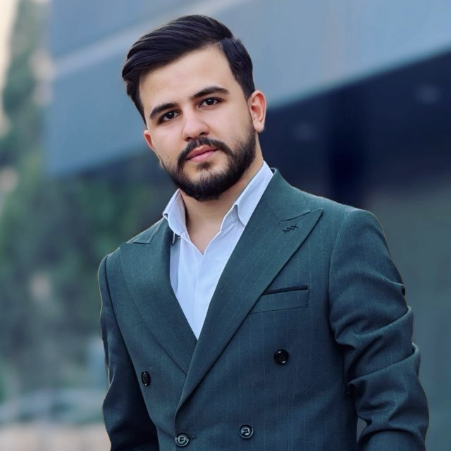 علی سینا فراهانی — مدیرعامل در مسیر توسعه تجارت ویرا